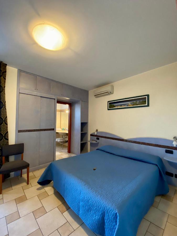 Il Fenicottero B&B Quartu SantʼElena Exterior foto